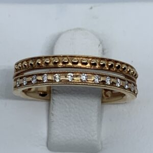 DIAMOND RING